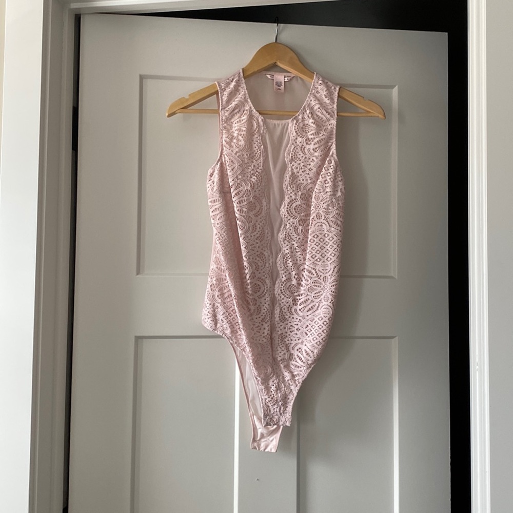 Victorias Secret lace bodysuit, size medium, pink. Great condition